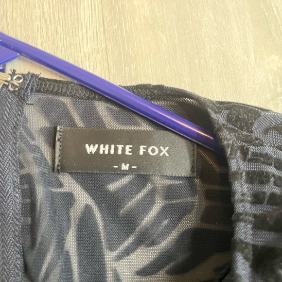 Stylish Black Patterned‎ Women's Top - Picture 5 of 7